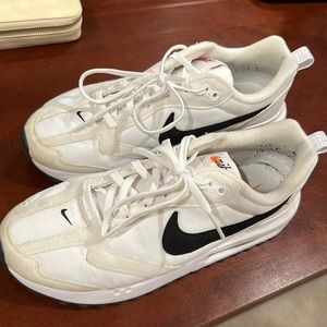 Nike Air Max dawn sneaker